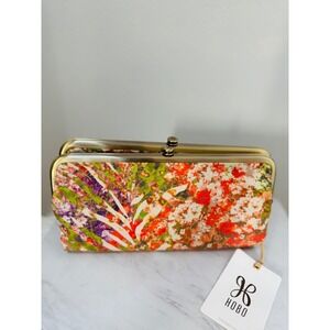 Hobo Lauren Clutch-Wallet in Printed Leather, Tropical, Luxury, Yellow/Green NWT